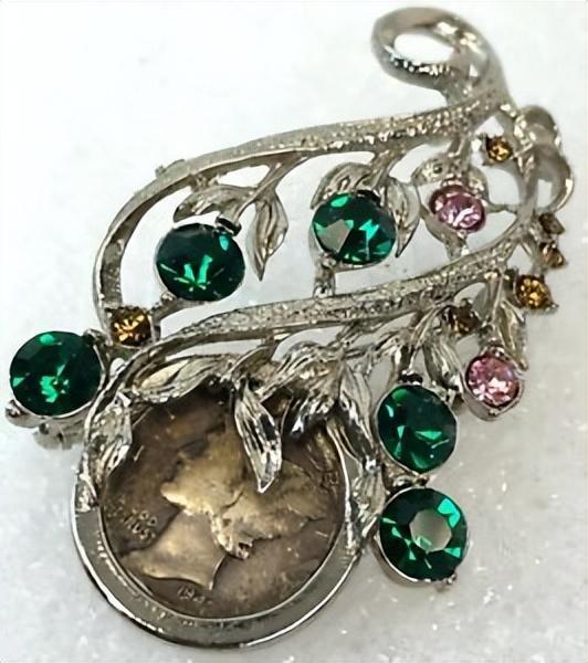古典珠宝首饰设计素材 珠宝小配饰款式花样多 彩色钻石系列